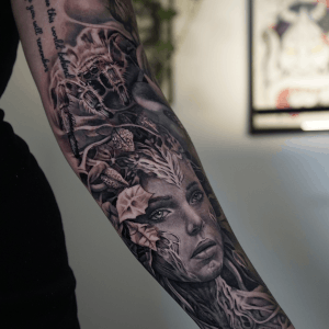 Andrea Ramia tattoo motion